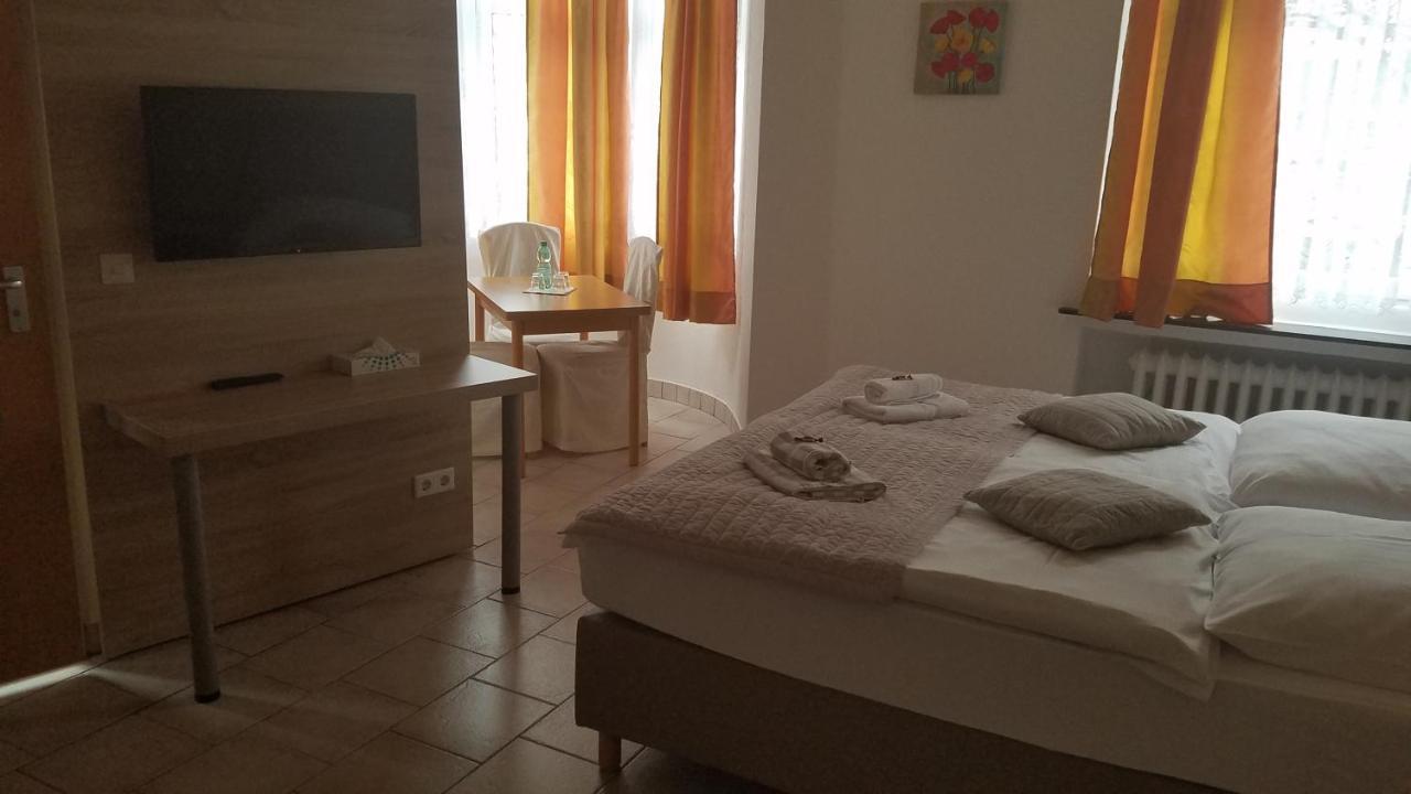 Hotel Monopol Hilden Kültér fotó
