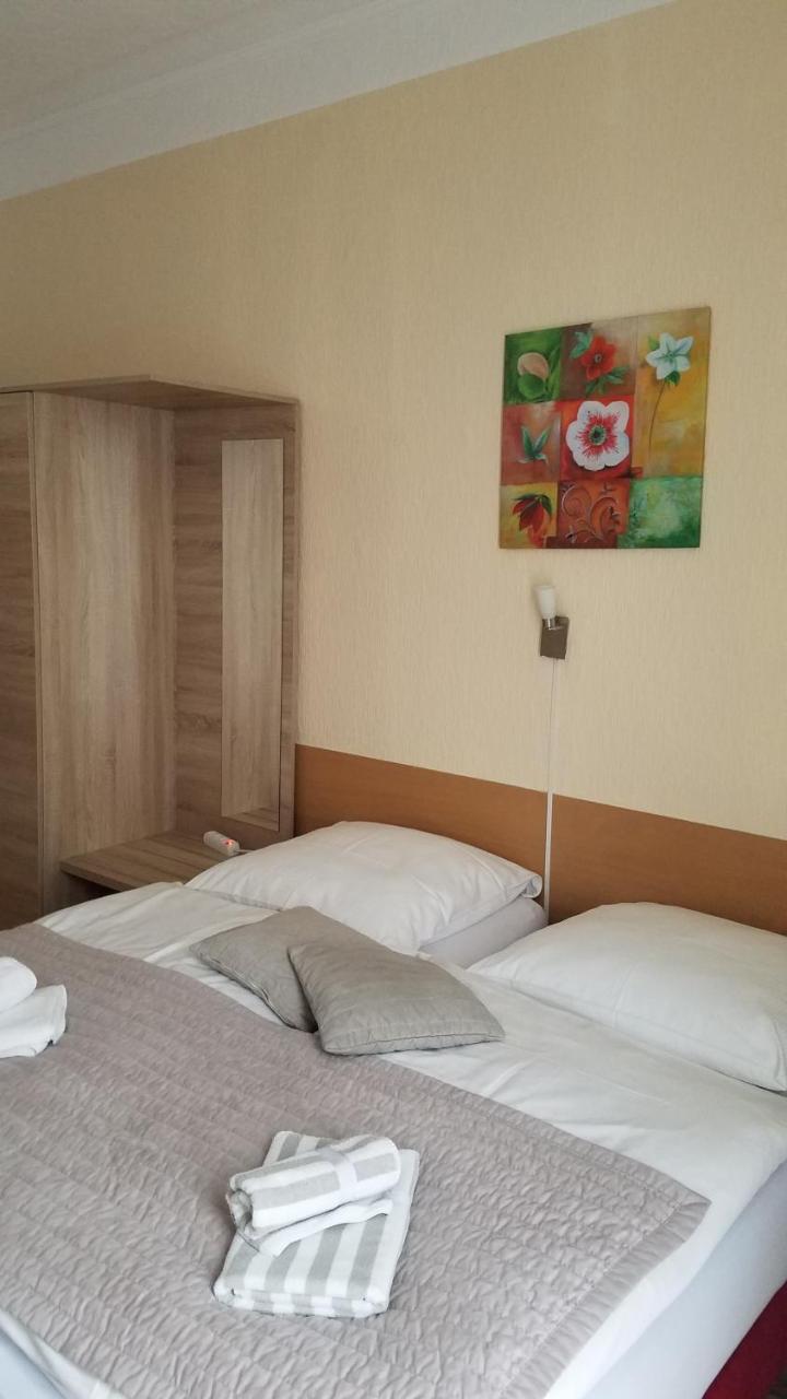 Hotel Monopol Hilden Kültér fotó
