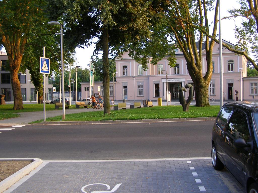 Hotel Monopol Hilden Kültér fotó